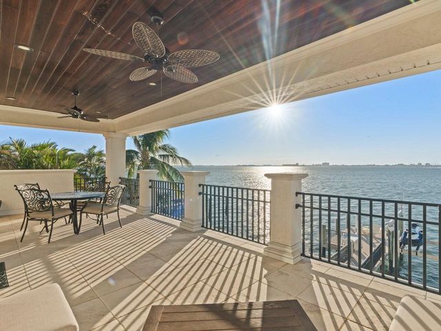 504 55 TH AVENUE, St Pete Beach, FL 33706