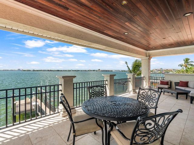 504 55 TH AVENUE, St Pete Beach, FL 33706