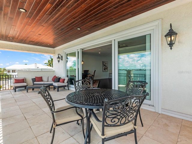 504 55 TH AVENUE, St Pete Beach, FL 33706
