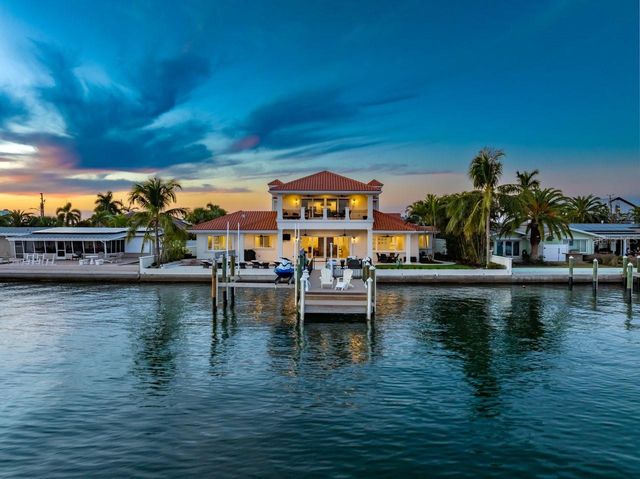 504 55 TH AVENUE, St Pete Beach, FL 33706