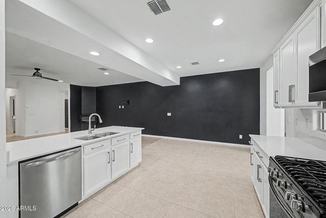 12431 W State Avenue, Glendale, AZ 85307