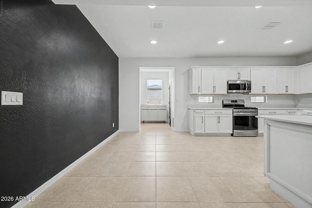 12431 W State Avenue, Glendale, AZ 85307