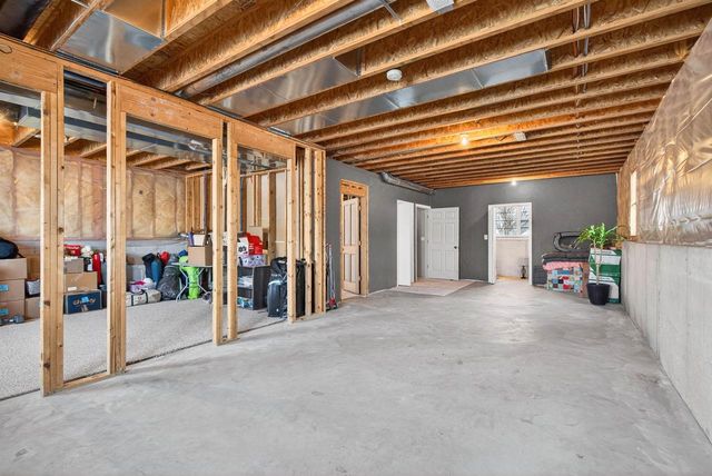 2520 MARATHON AVENUE, Neenah, WI 54956