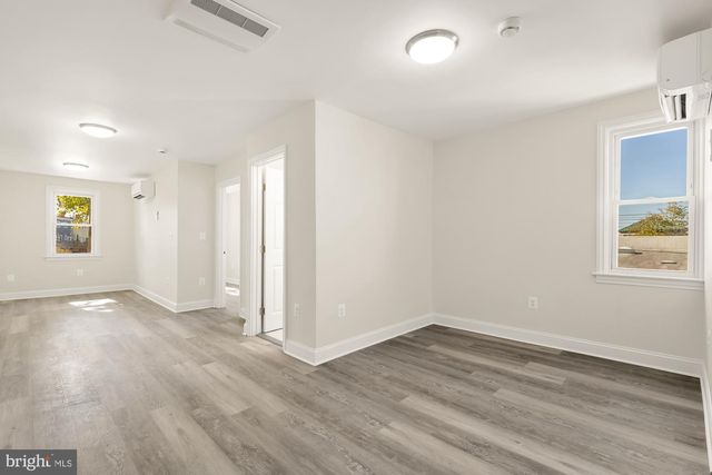 321 CRITTENDEN ST NW, Washington, DC 20011