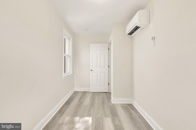 321 CRITTENDEN ST NW, Washington, DC 20011