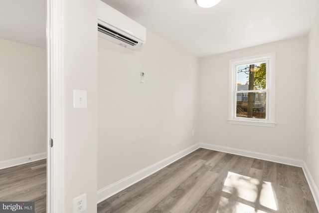 321 CRITTENDEN ST NW, Washington, DC 20011