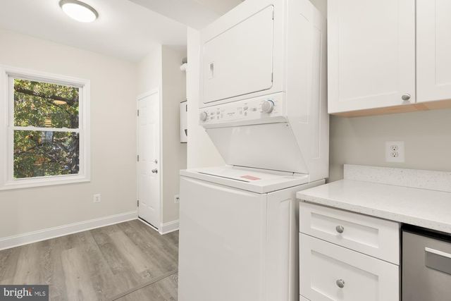 321 CRITTENDEN ST NW, Washington, DC 20011