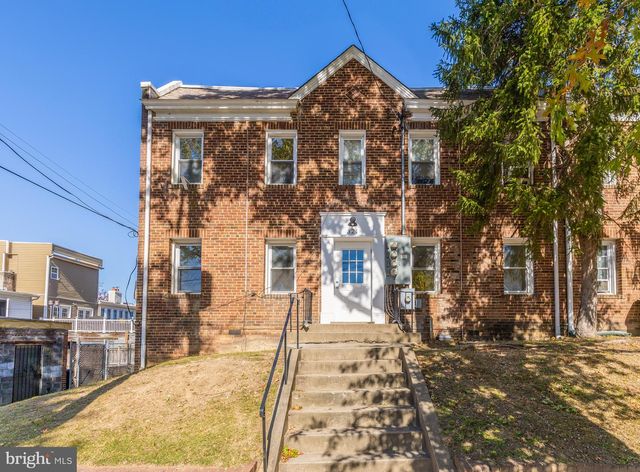 321 CRITTENDEN ST NW, Washington, DC 20011