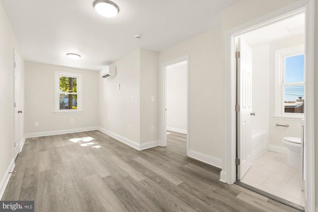 321 CRITTENDEN ST NW, Washington, DC 20011