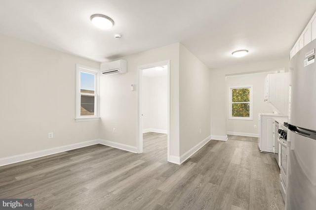 321 CRITTENDEN ST NW, Washington, DC 20011