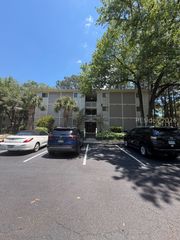 45 Folly Field Rd Apt 19E, Hilton Head Island, SC 29928