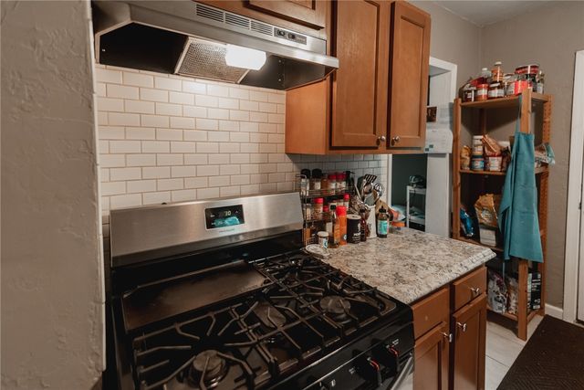 28 Lodge Street, Overbrook, PA 15227