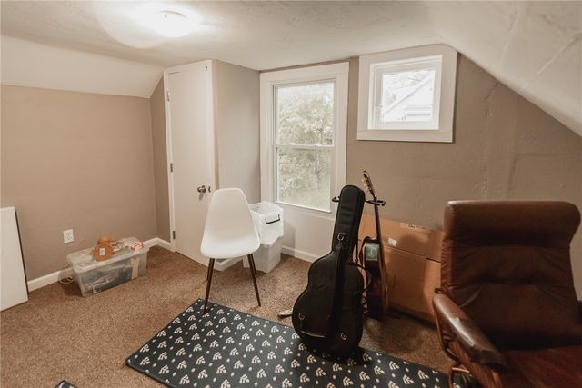 28 Lodge Street, Overbrook, PA 15227