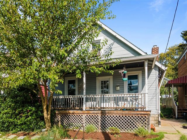 28 Lodge Street, Overbrook, PA 15227