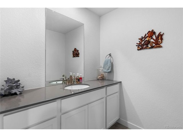 39759 Yorktown Ter, Elizabeth, CO 80107