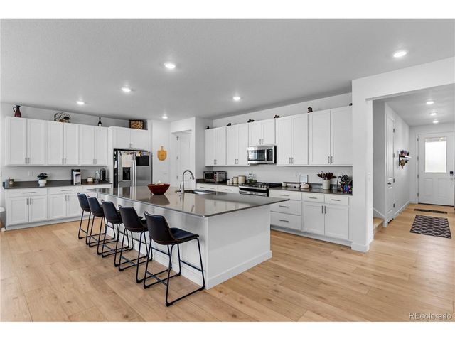 39759 Yorktown Ter, Elizabeth, CO 80107