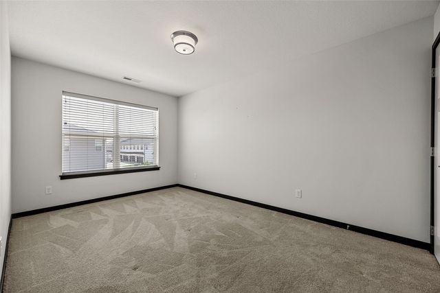 2494 Roycroft Dr., Marion, IA 52302