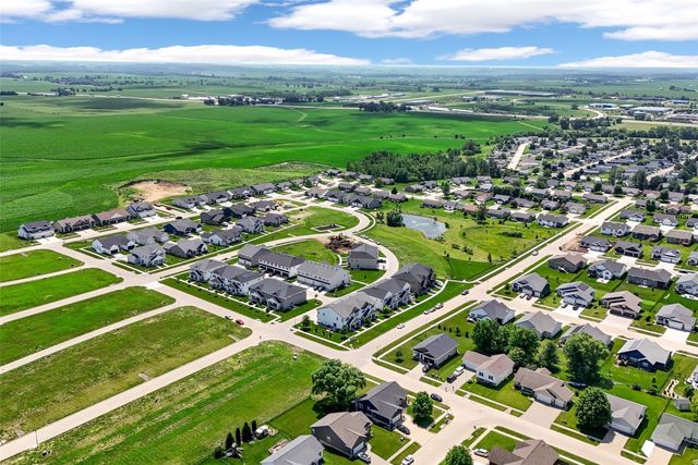 2494 Roycroft Dr., Marion, IA 52302