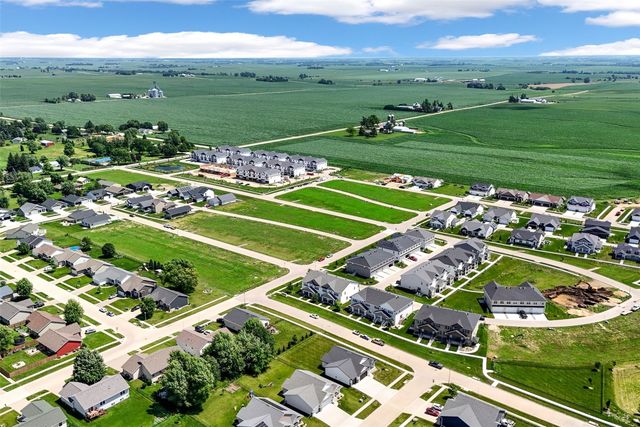 2494 Roycroft Dr., Marion, IA 52302