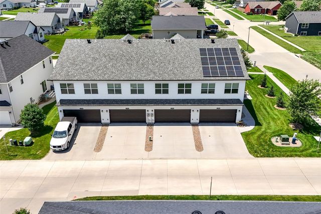 2494 Roycroft Dr., Marion, IA 52302