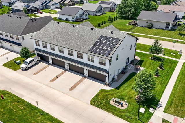 2494 Roycroft Dr., Marion, IA 52302