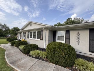 303 Stardust Dr, Shelbyville, TN 37160