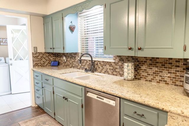 1314 Laurel Street, La Marque, TX 77568