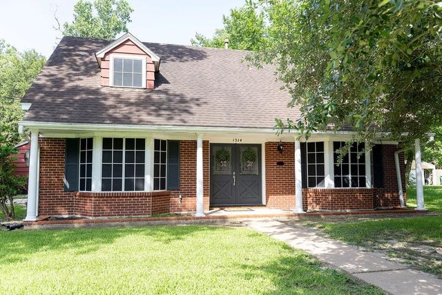 1314 Laurel Street, La Marque, TX 77568