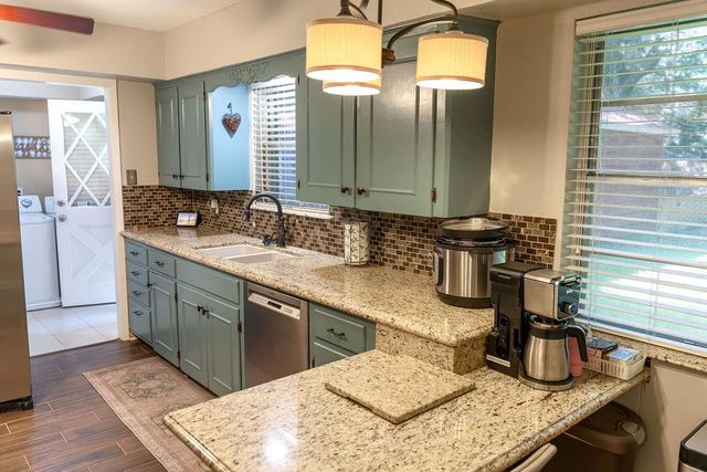 1314 Laurel Street, La Marque, TX 77568