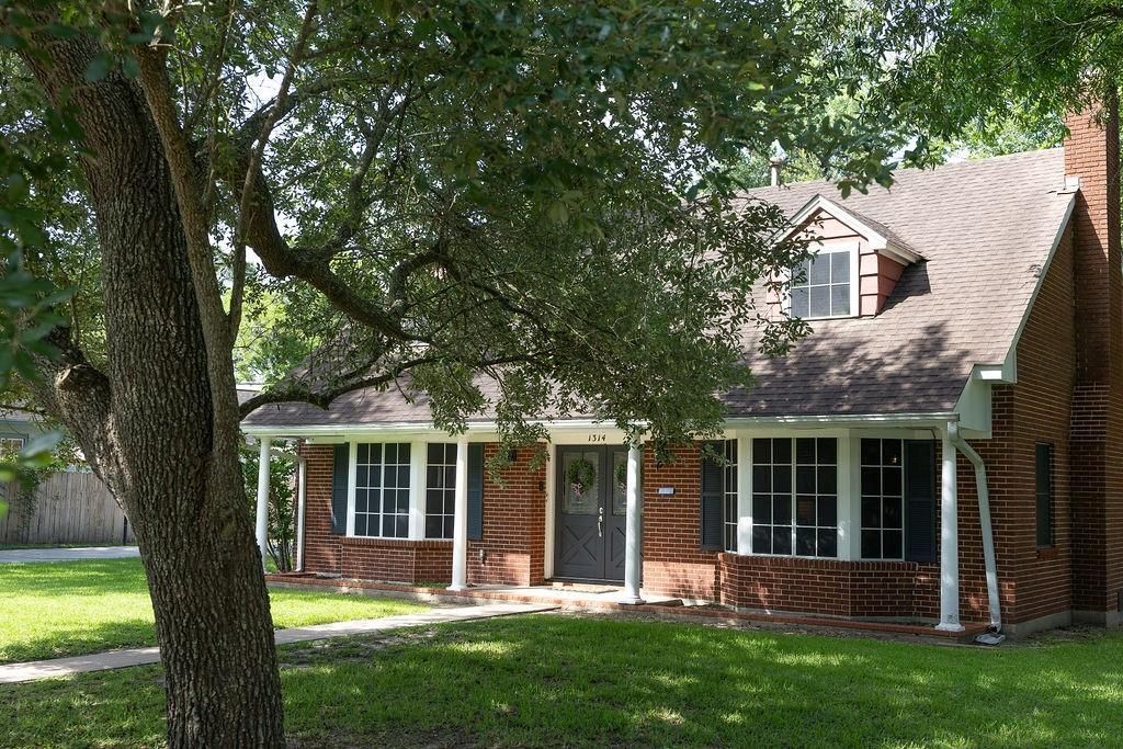 1314 Laurel Street, La Marque, TX 77568