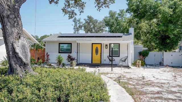 6445 2ND AVENUE S, St Petersburg, FL 33707