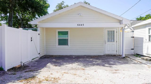 6445 2ND AVENUE S, St Petersburg, FL 33707