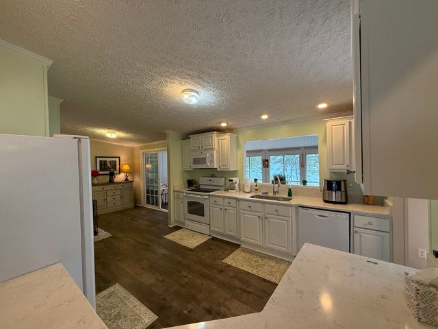 251 Bertha Allen Road, Westminster, SC 29693