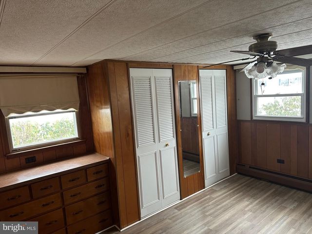 9 MAPLE, Quakertown, PA 18951