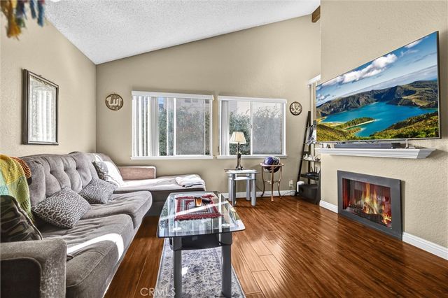 27562 Halcon, Mission Viejo, CA 92691