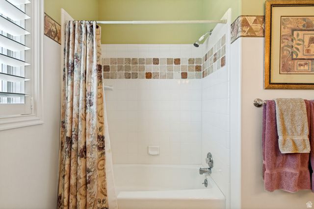 1911 W GRASSY KNOLL CT, Riverton, UT 84065