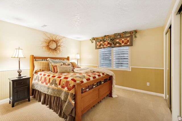 1911 W GRASSY KNOLL CT, Riverton, UT 84065
