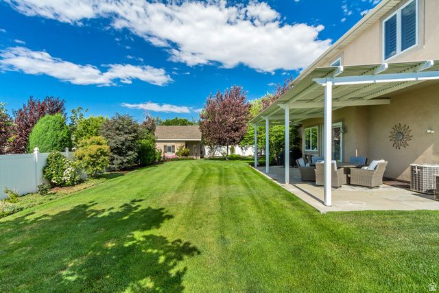 1911 W GRASSY KNOLL CT, Riverton, UT 84065