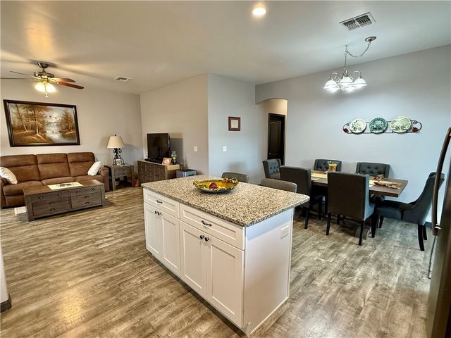 3665 N Lomita Street, Kingman, AZ 86409