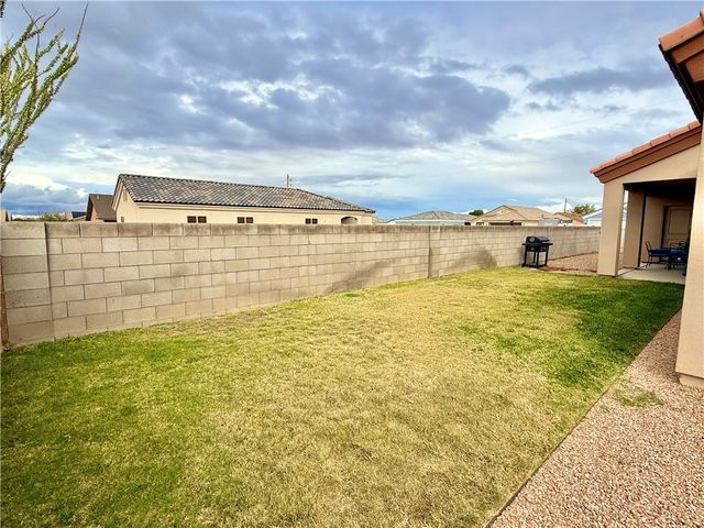 3665 N Lomita Street, Kingman, AZ 86409