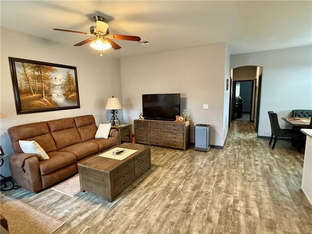 3665 N Lomita Street, Kingman, AZ 86409