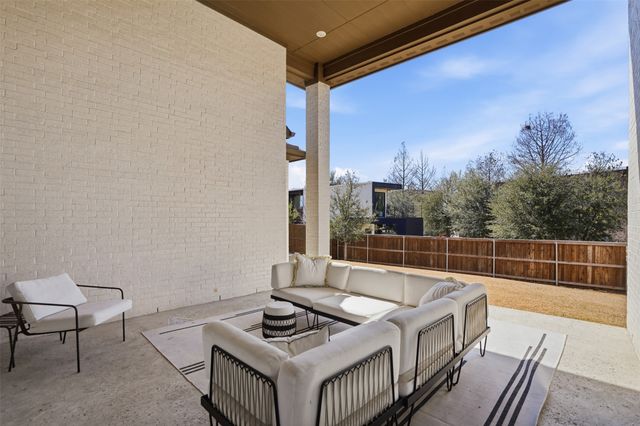 9435 Rockmount Drive, Dallas, TX 75243