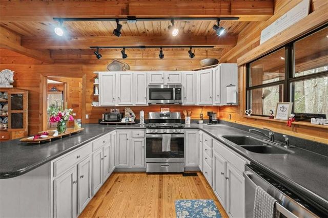 912 Folds Road, Carrollton, GA 30116