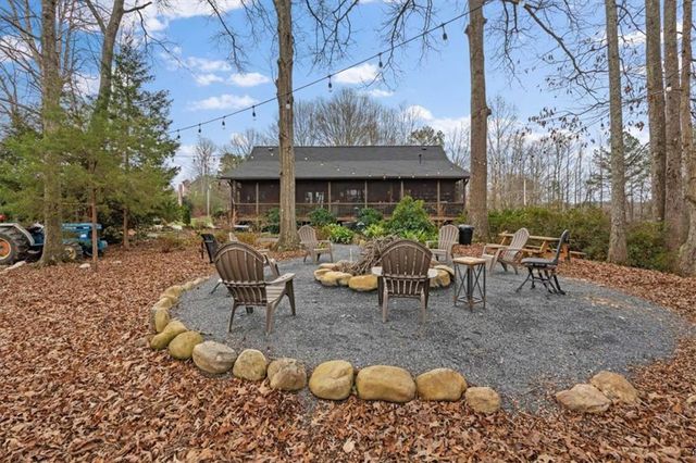 912 Folds Road, Carrollton, GA 30116