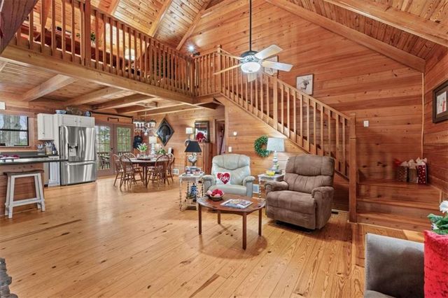 912 Folds Road, Carrollton, GA 30116