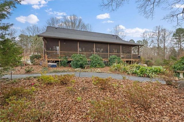 912 Folds Road, Carrollton, GA 30116