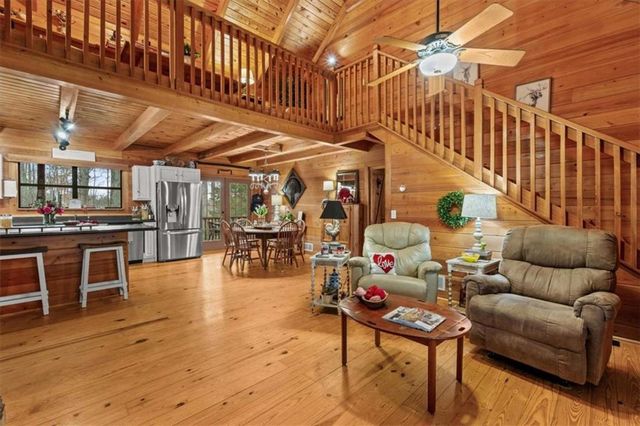 912 Folds Road, Carrollton, GA 30116