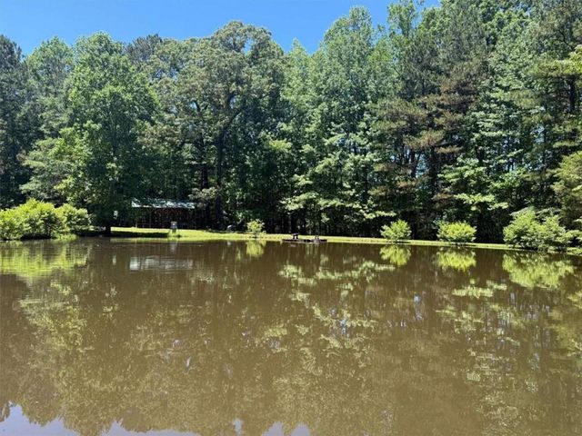 912 Folds Road, Carrollton, GA 30116