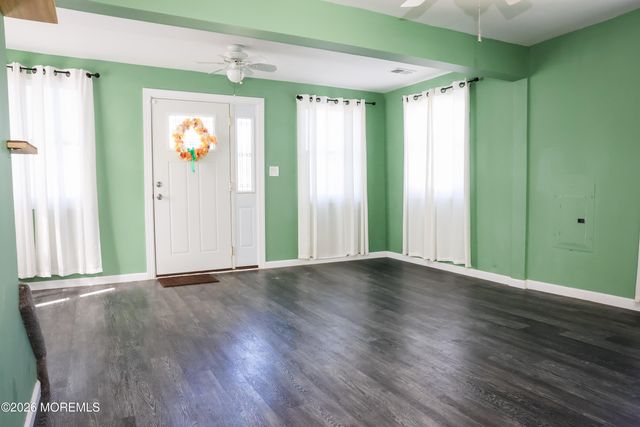 320 Lorillard Avenue, Union Beach, NJ 07735