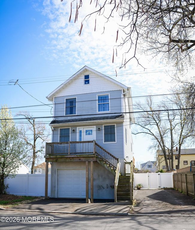 320 Lorillard Avenue, Union Beach, NJ 07735